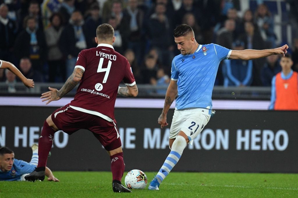 Sergej Milinkovic-Savic could help guide the young players in the midfield at Chelsea.