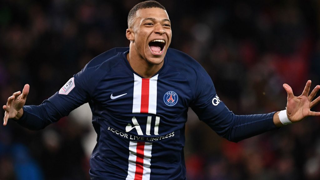Wesley Fofana claims Chelsea star Mykhaylo Mudryk is quicker than Kylian Mbappe. 