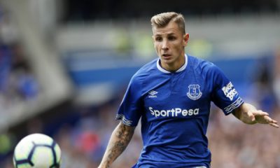 Transfer boost for Chelsea as Newcastle United drop out out ofLucas Digne race.