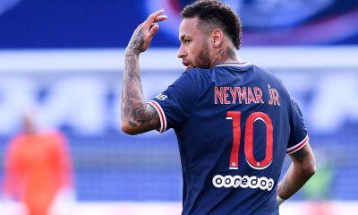 Transfer News: Neymar could leave PSG amidst Chelsea interest.
