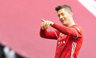 Javier Tebas claims Barcelona will not be able to sign Robert Lewandowski.