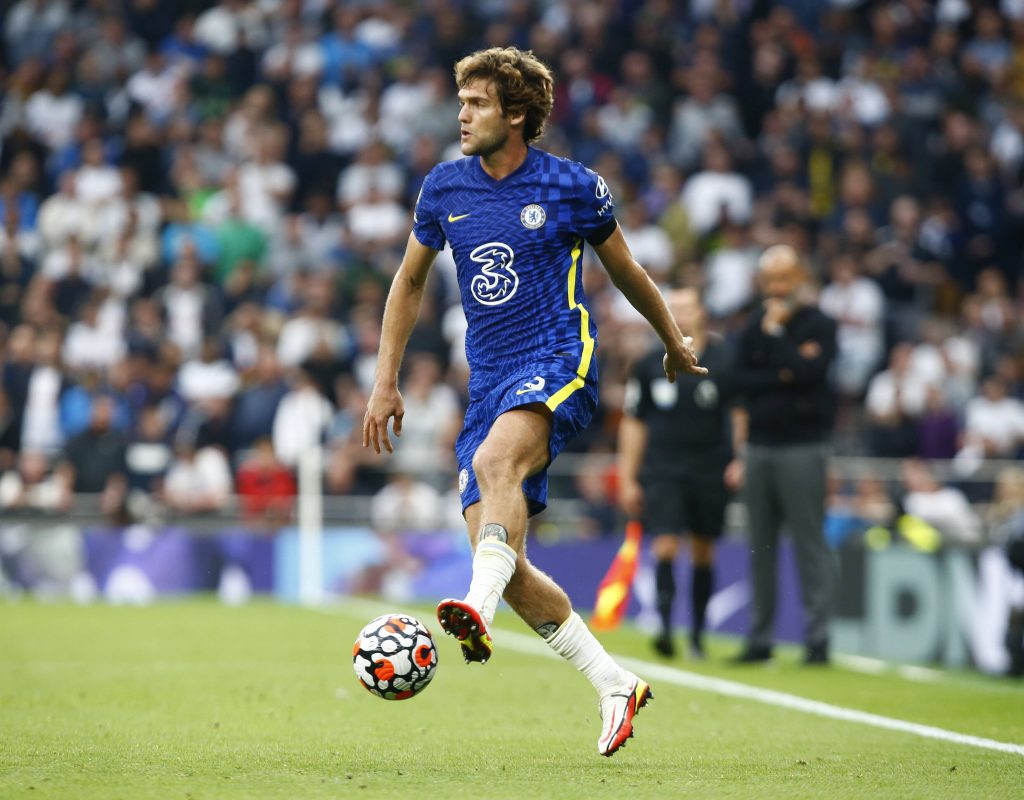 Barcelona await final price-tag after agreeing personal terms with Marcos Alonso 
