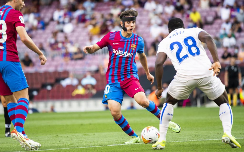 Chelsea to face competition from Premier League rivals in a bid to sign Barcelona starlet Gavi. (Credit: FC Barcelona official)