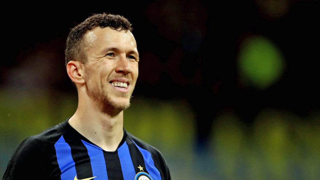 Inter Milan make an improved contract offer for Chelsea target Ivan Perisic.