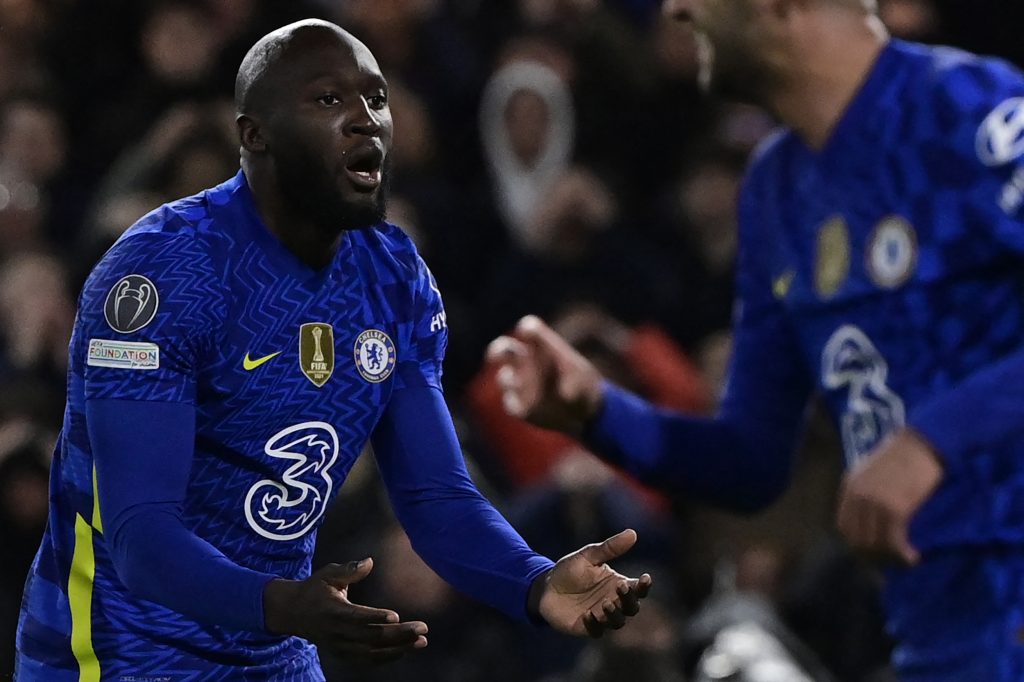 Romelu Lukaku could miss Southampton clash (Photo by JAVIER SORIANO/AFP via Getty Images)