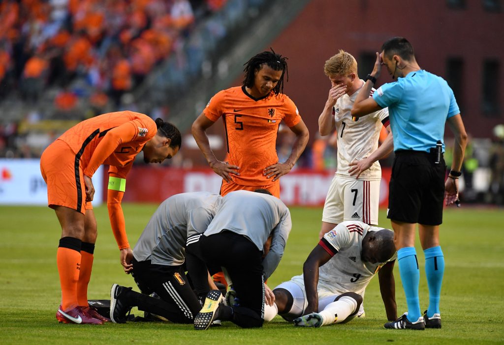 Chelsea star Romelu Lukaku suffers an injury in UEFA Nations League clash Netherlands. (Photo by JOHN THYS/AFP via Getty Images)