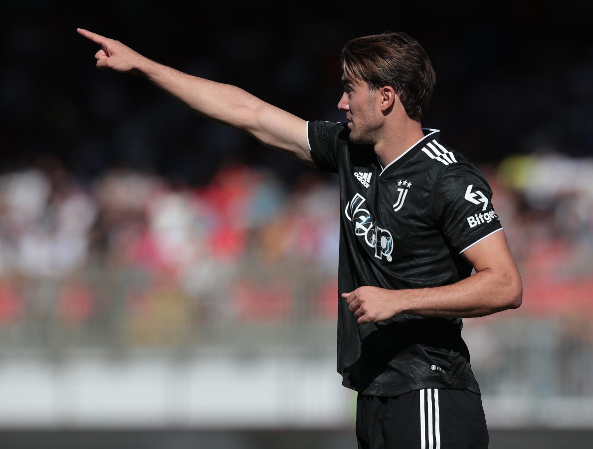 Chelsea consider a player-swap deal between Kai Havertz and Dusan Vlahovic.