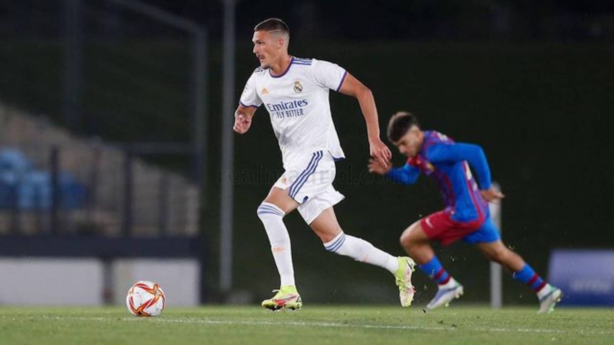 Chelsea and PSG battle it out to sign young Real Madrid starlet Rafa Marin.