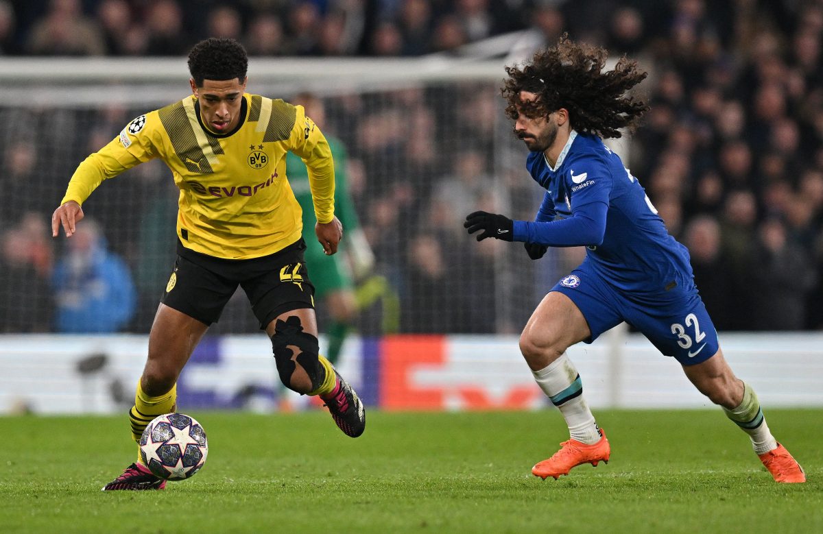 Chelsea's Spanish defender Marc Cucurella (R) vies with Dortmund's English midfielder Jude Bellingham during the UEFA Champions League round of 16 second-leg football match between Chelsea and Borrusia Dortmund at Stamford Bridge in London on March 7, 2023.