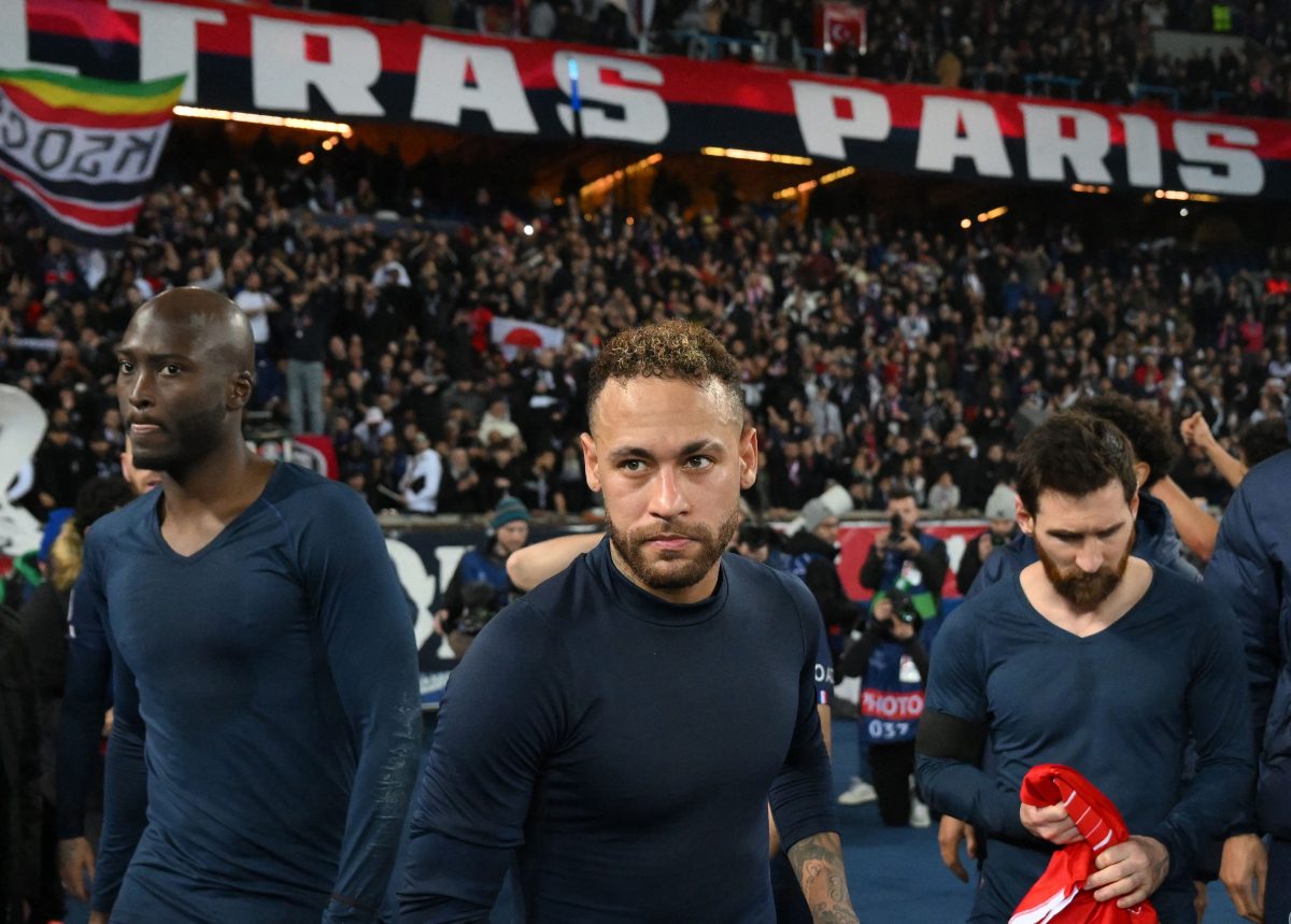 Neymar has 'no intention' of leaving PSG amidst Chelsea interest. 